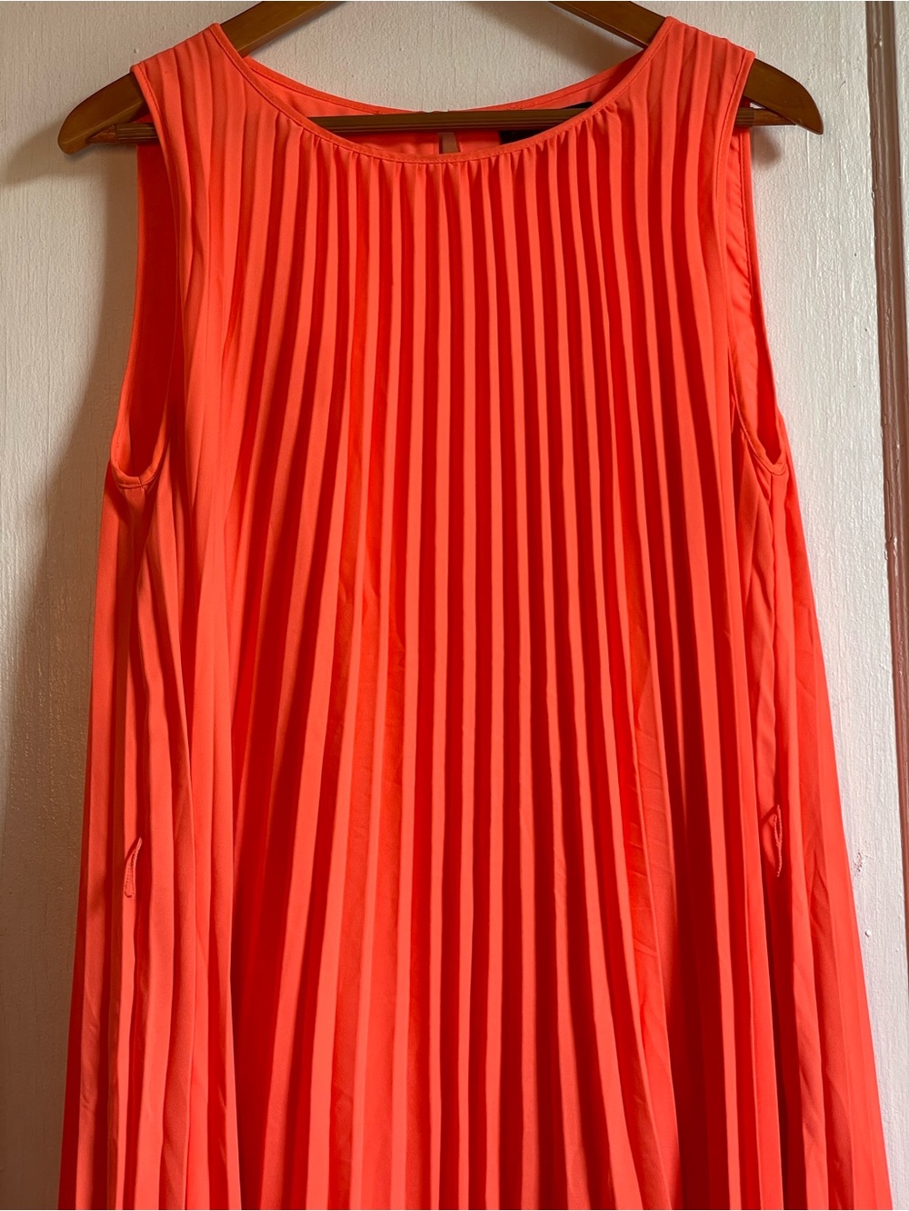 Banana Republic Coral Pleated Sleeveless Shift Dress 12 Accordion Wedding Guest - Picture 4 of 15